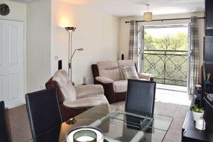 Lounge- click for photo gallery